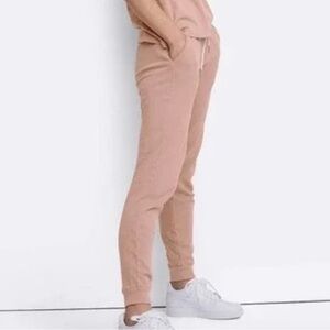 Mate the Label Organic Terry Classic Jogger in Rose Pink Size XS